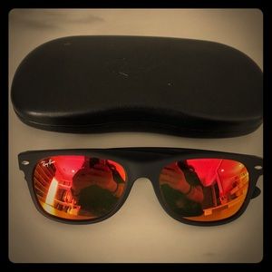 RAY BAN RB2132 NEW WAYFARER SUNGLASSES